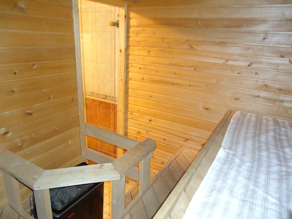 Jacuzzi Niemelae Villa Melkoniemi Bilik gambar